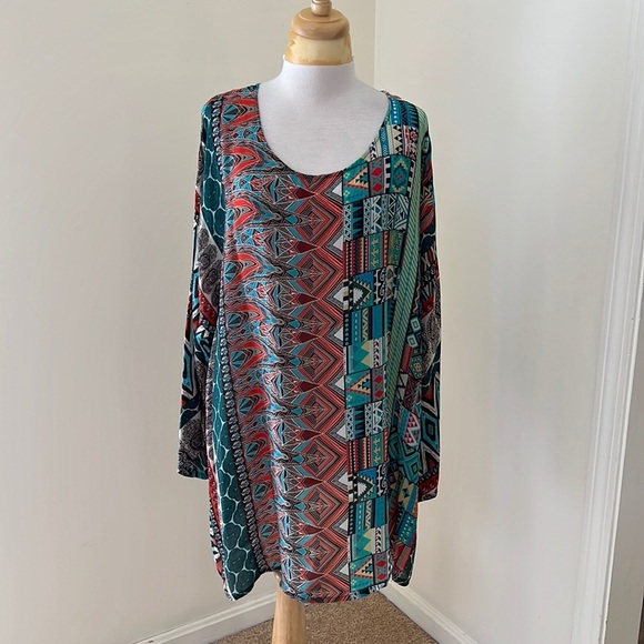 Johnny was 2X printed multi tunic .